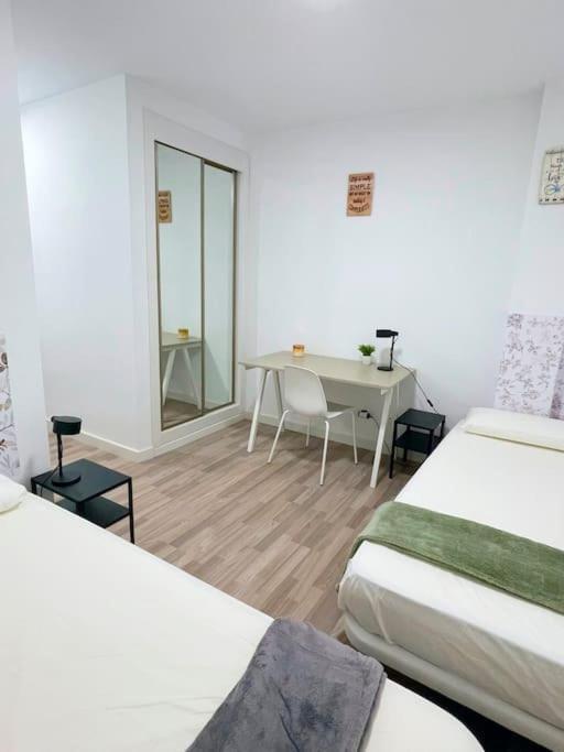 Modern Apartment In Malaga - Rosas Экстерьер фото