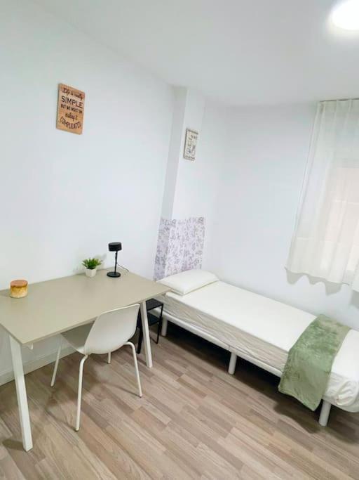 Modern Apartment In Malaga - Rosas Экстерьер фото