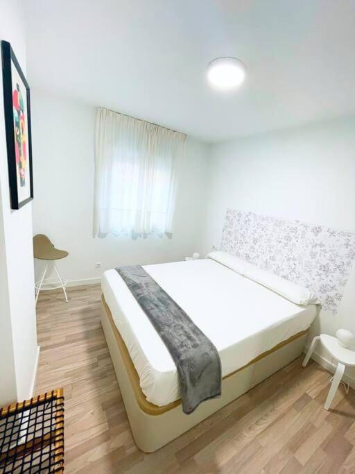 Modern Apartment In Malaga - Rosas Экстерьер фото